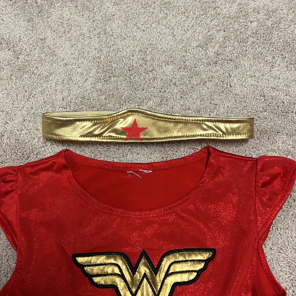 Wonder Woman kids costume - Picture 4 of 5